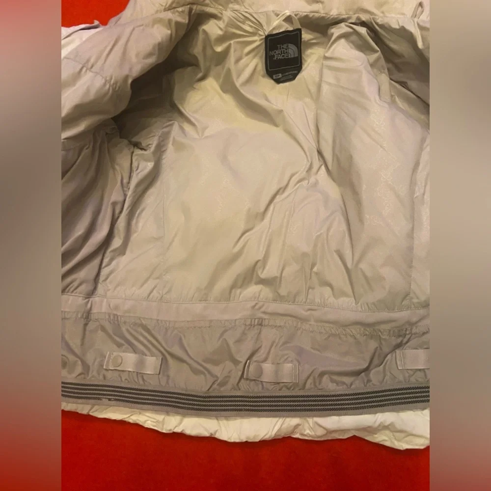 Women's North face 600 series White Hooded Ski Puffer goose down Jacket - Picture 8 of 13